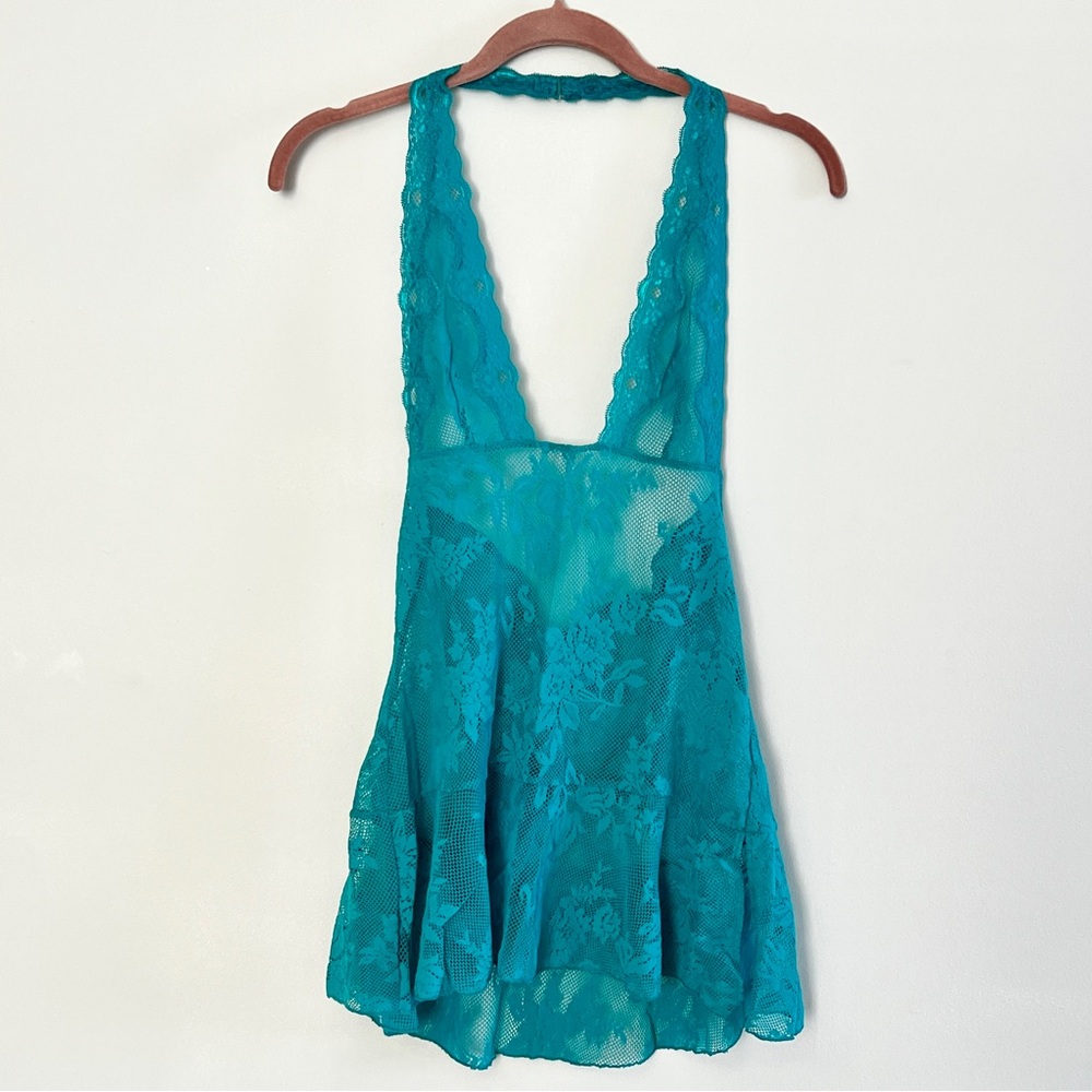 VICTORIA'S SECRET Teal Vintage Lace Halter Plunge Babydoll Nightie